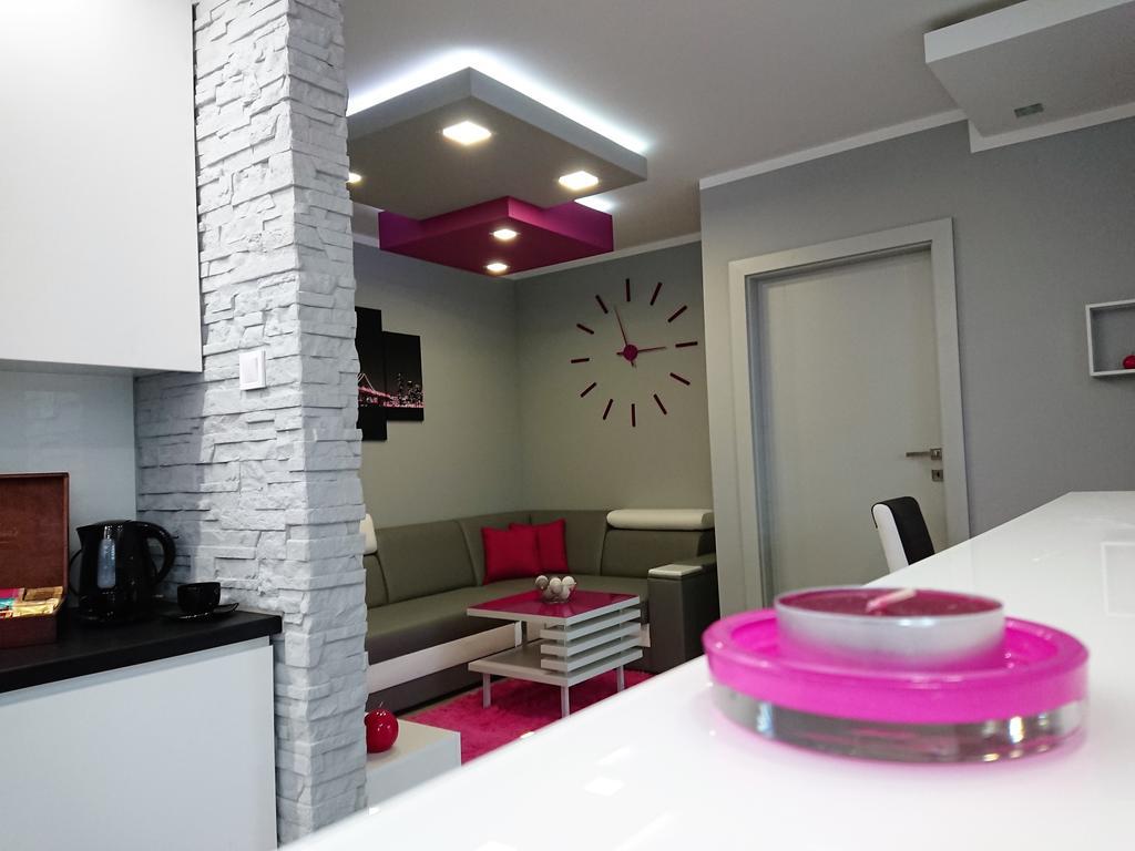 Apartament Exclusive Apartamento Kielce Exterior foto