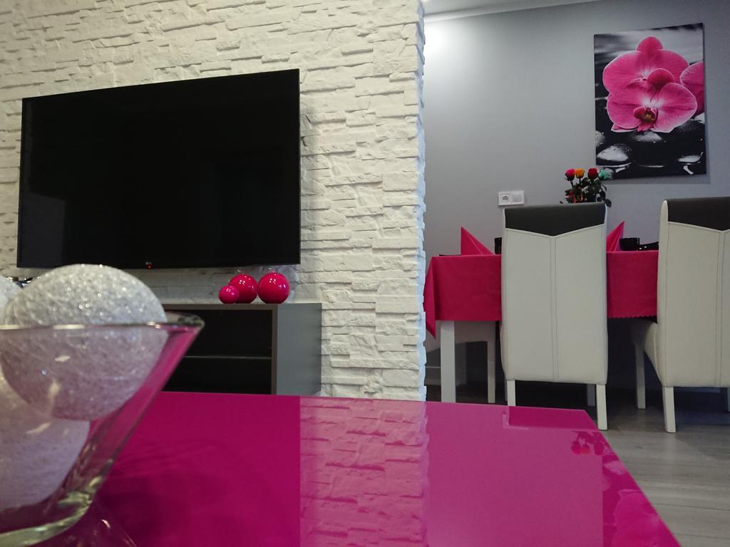 Apartament Exclusive Apartamento Kielce Exterior foto